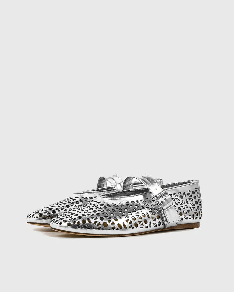 Accept Eyelet