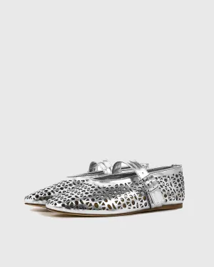 Accept Eyelet