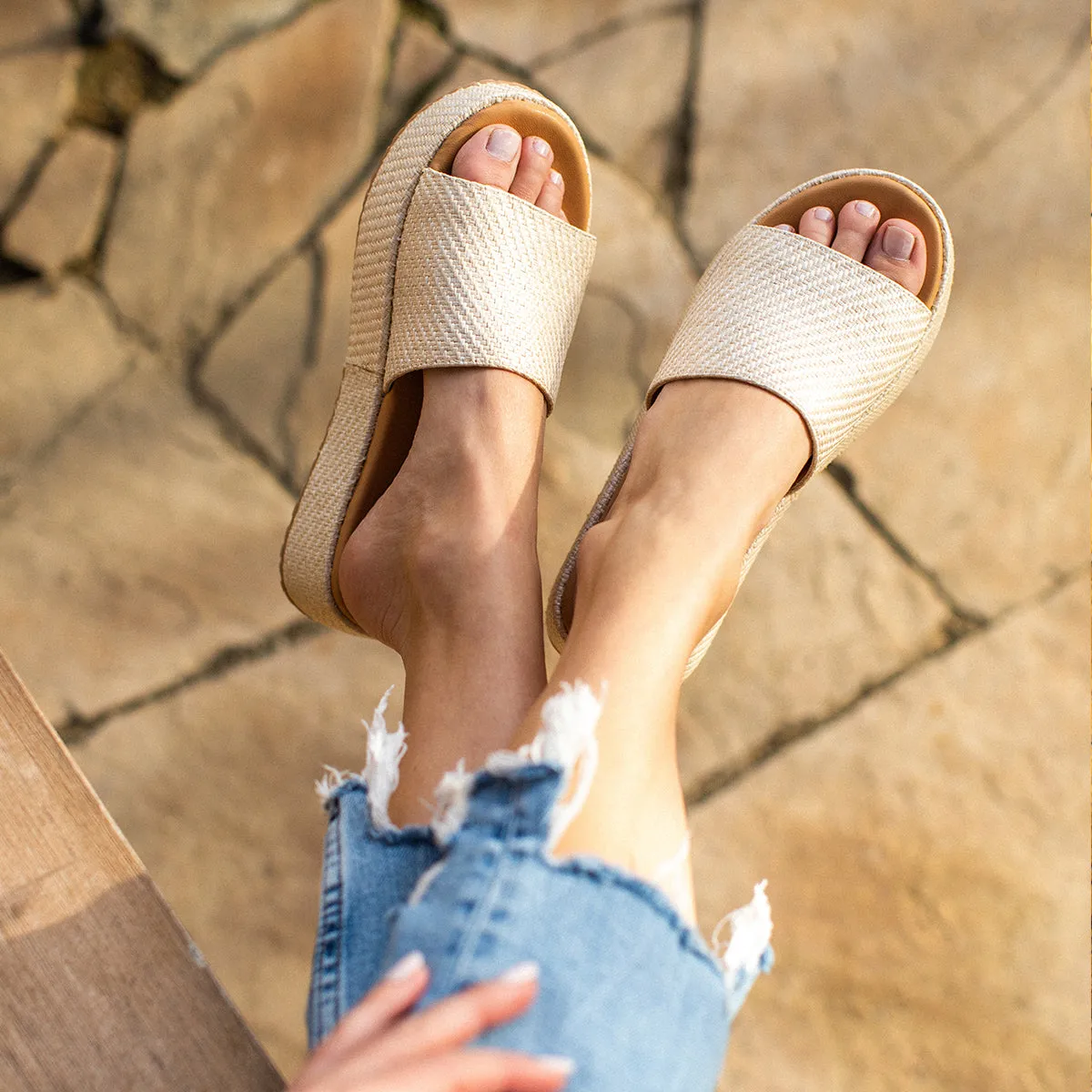 Aldine Flatform Slide