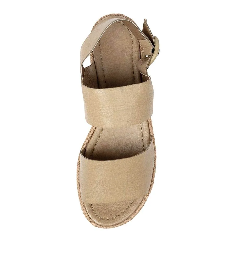 ATHA FLATFORM SANDAL