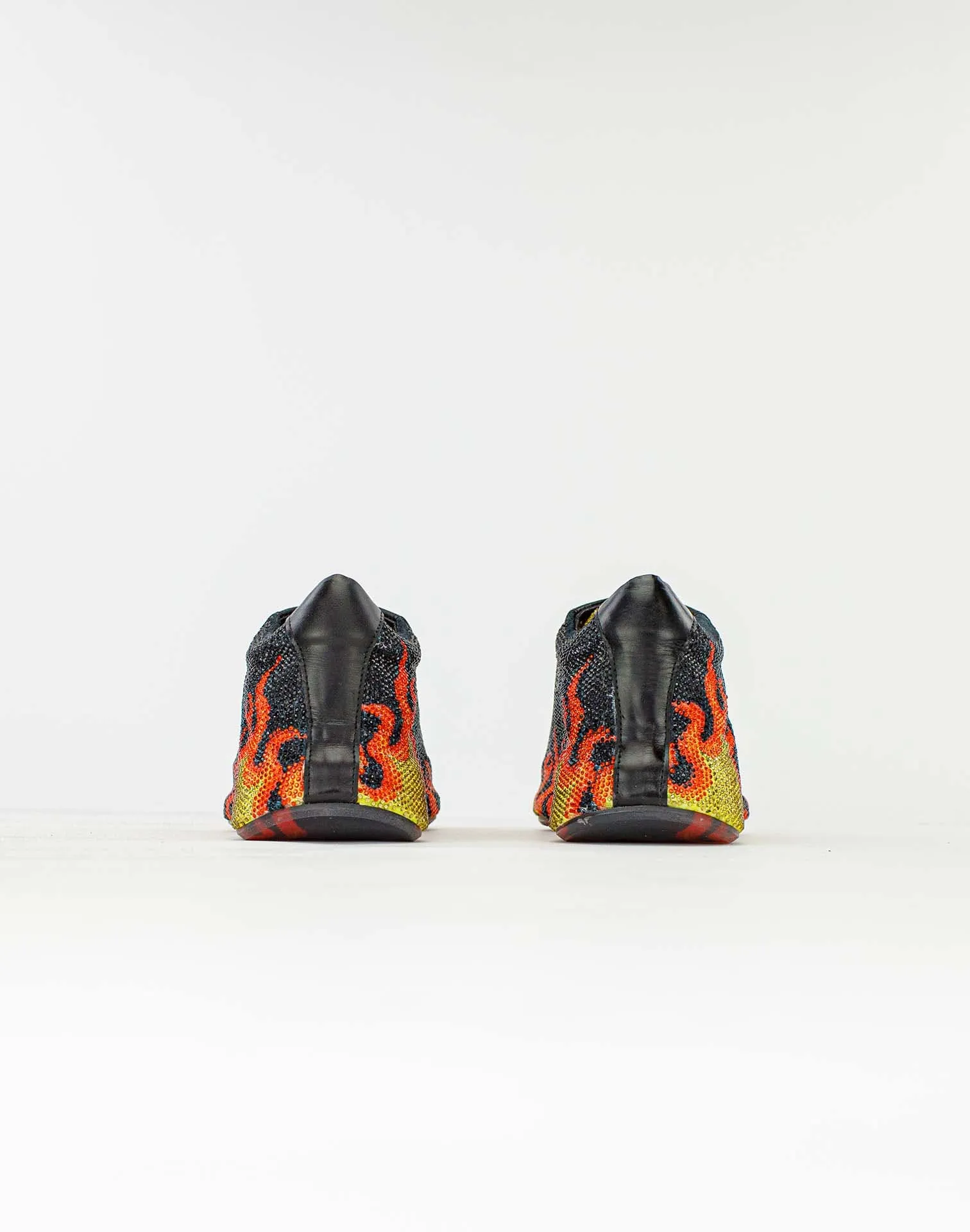 Camuzares Black Flame