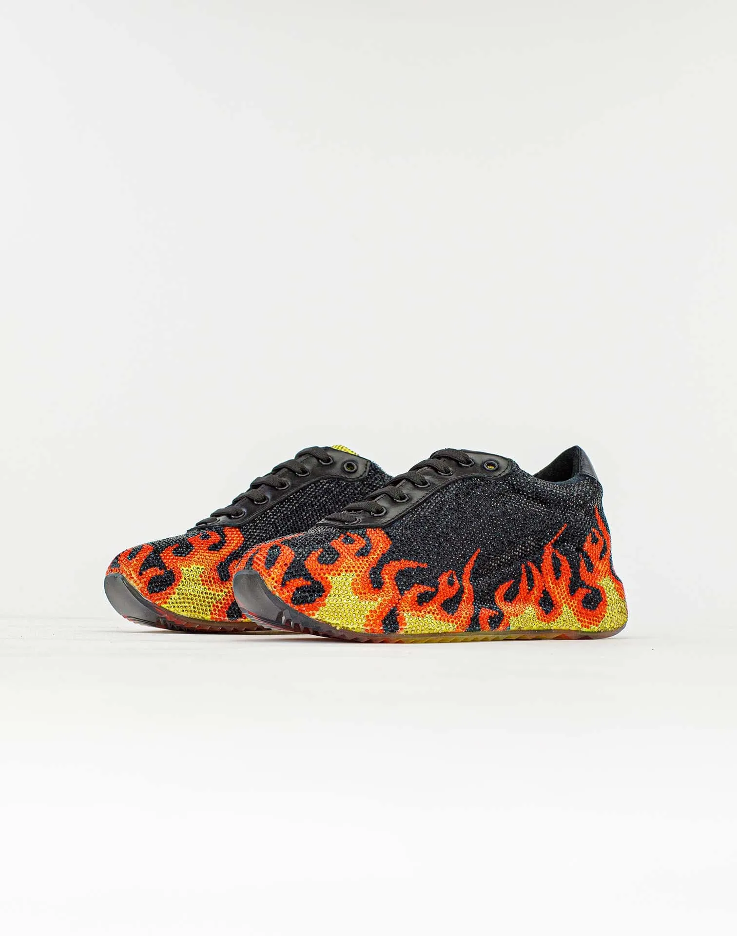 Camuzares Black Flame