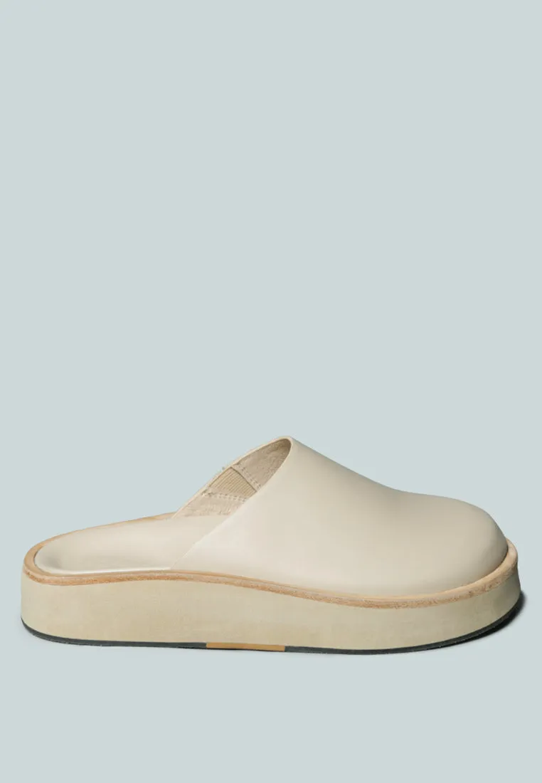 Givens Flatform Slip-On
