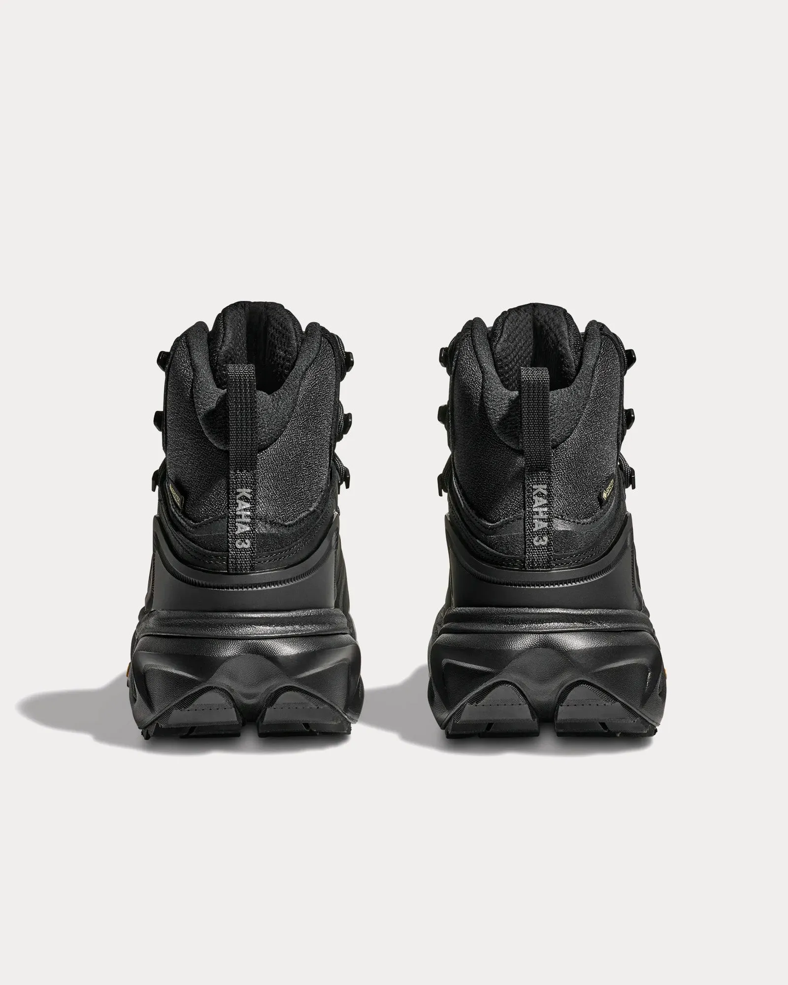 Kaha 3 Mid GTX Black / Black Boots