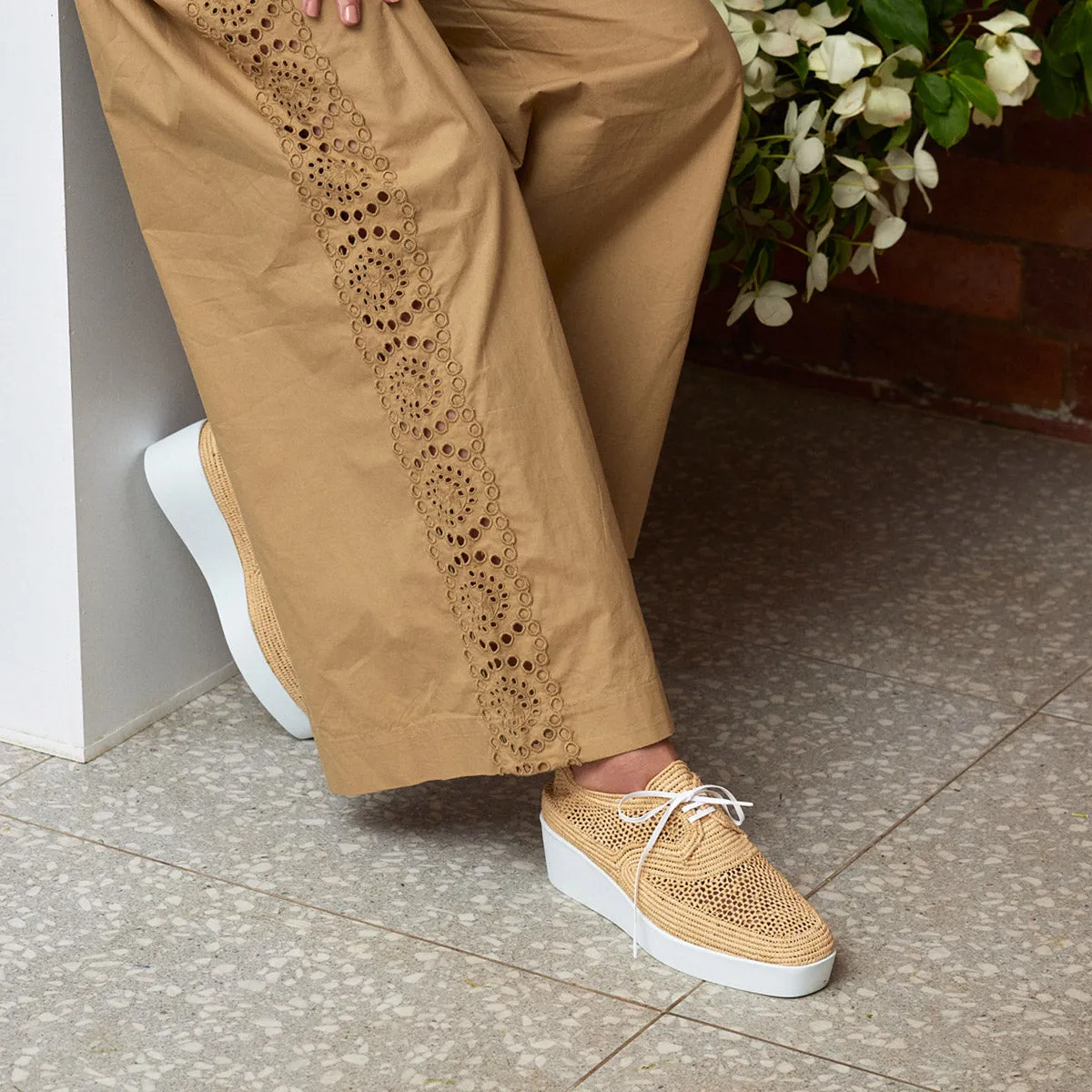 Lisa Classic Raffia Flatform Derbies