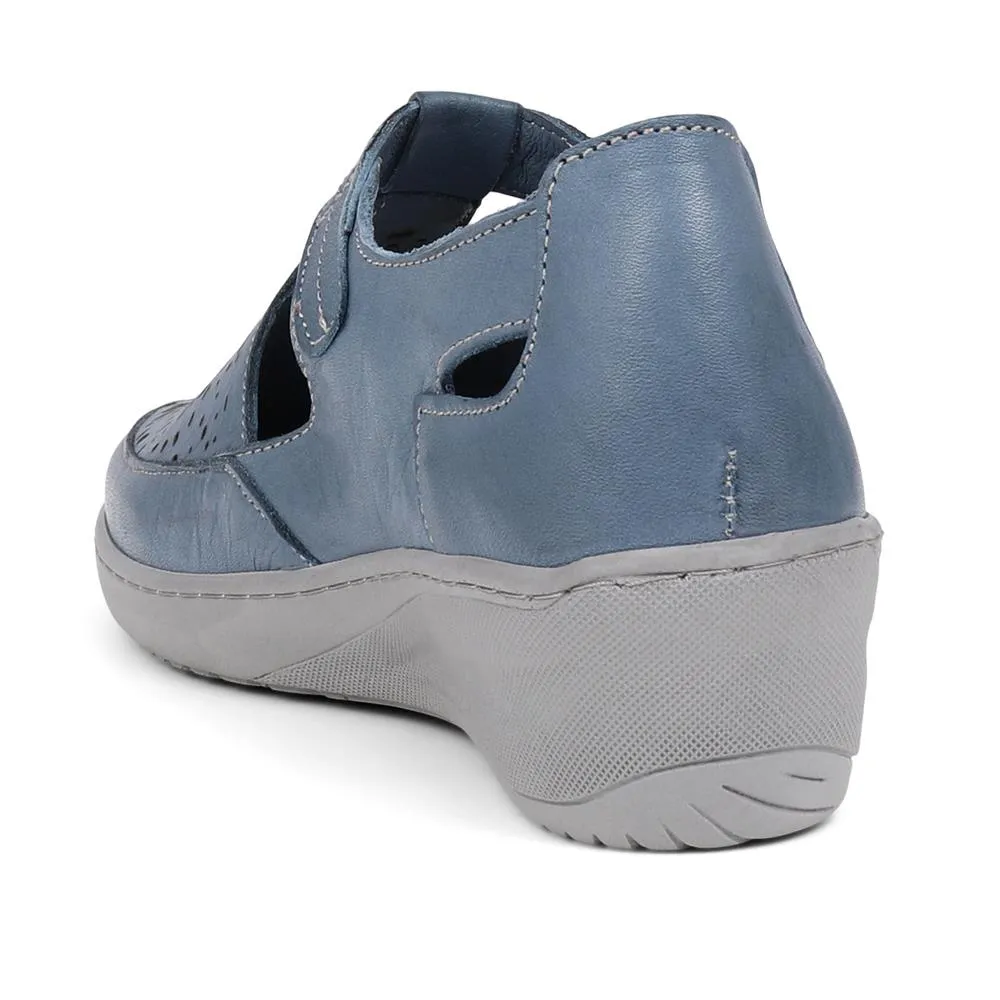 Touch-Fasten Mary Janes  - LUCK39011 / 325 638