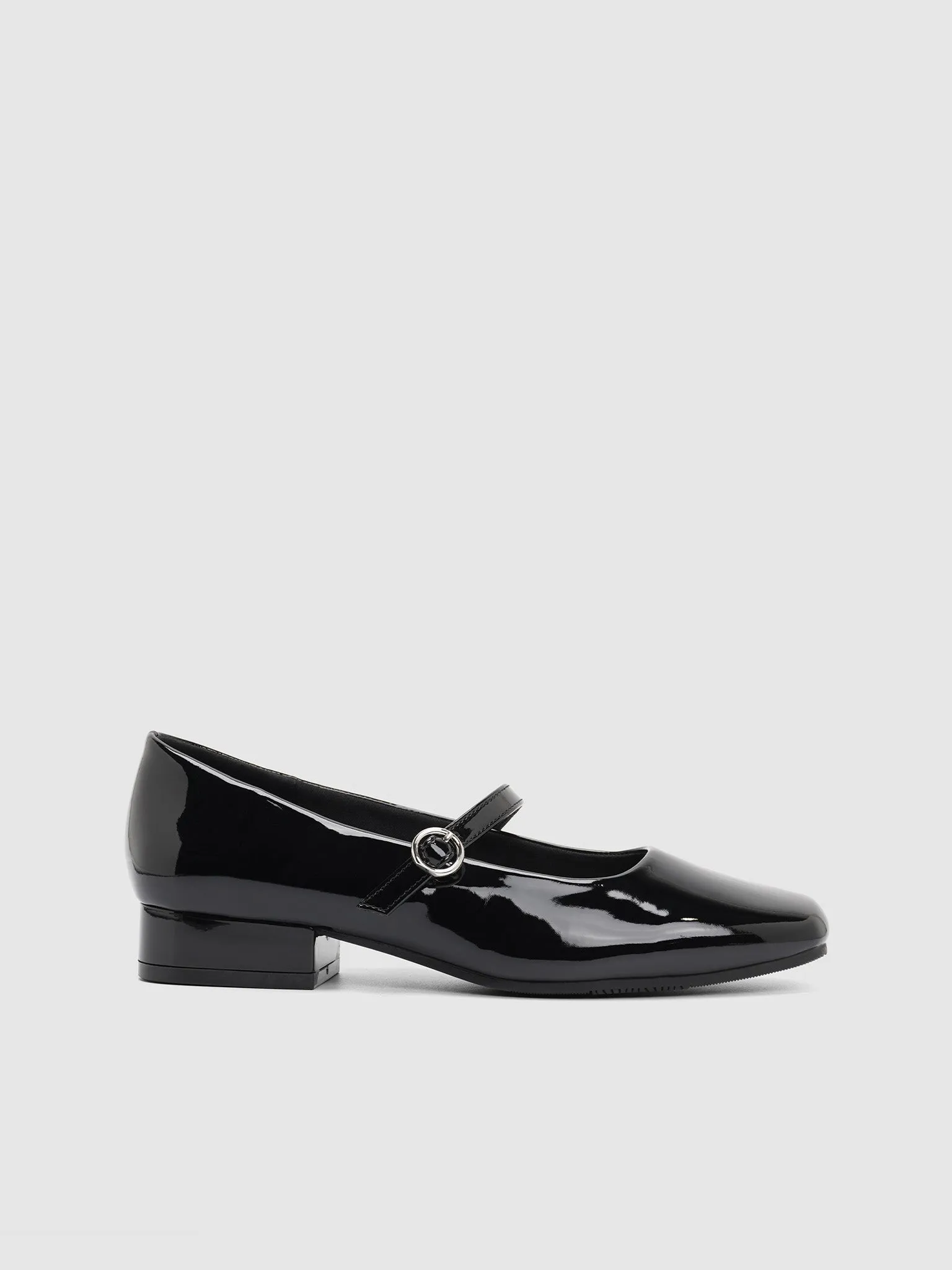 Warren Mary Jane Pumps